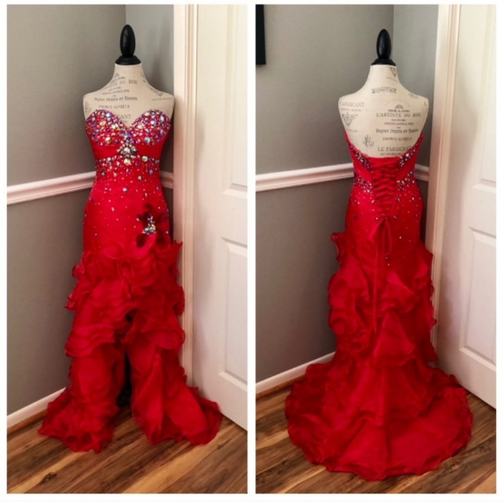 NEW TIFFANY DESIGNS SZ 6 RED STRAPLESS BEAD FEATHER CORSET HIGH LOW EVENING GOWN
